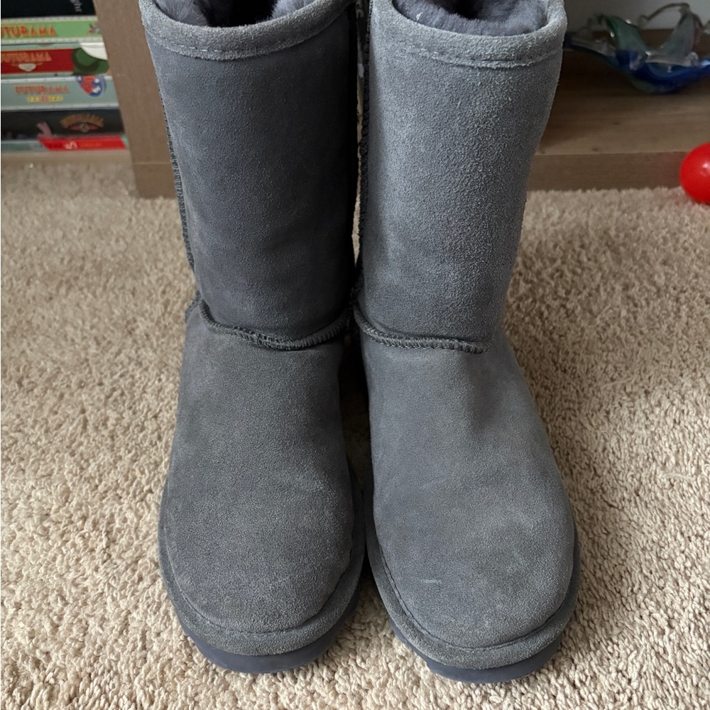 BearPaw Women’s Grey Boots Size 10